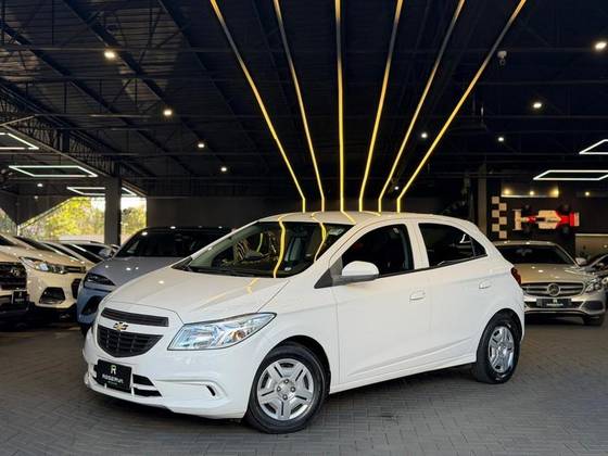 CHEVROLET ONIX 1.0 MPFI JOY 8V FLEX 4P MANUAL CHEVROLET ONIX 1.0 MPFI JOY 8V FLEX 4P MANUAL